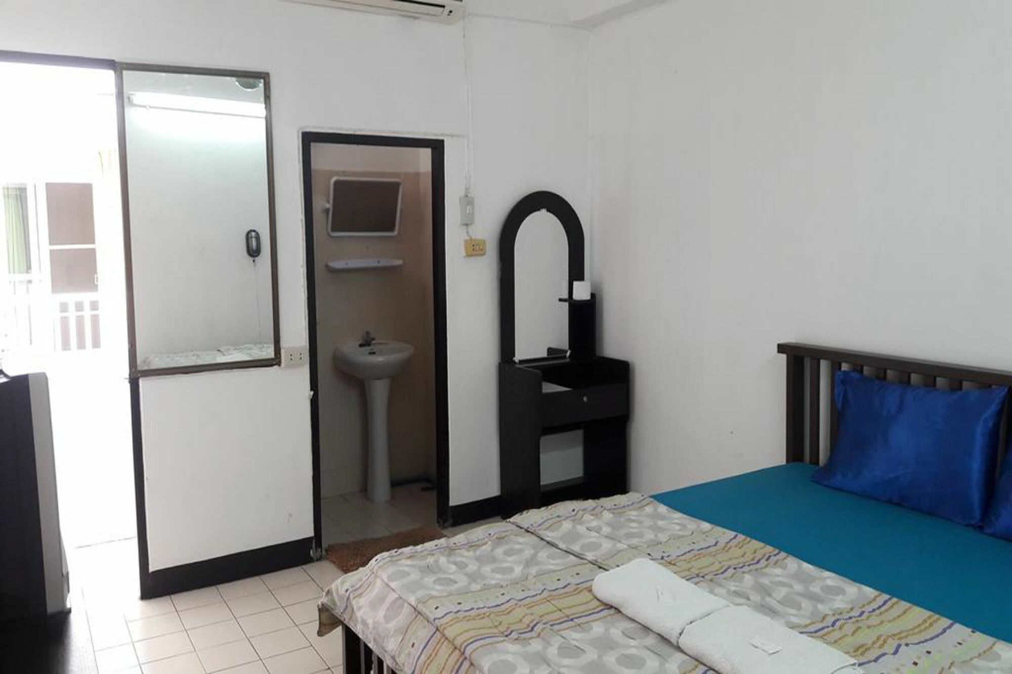 Md Rose Apartment Bangkok Exterior foto